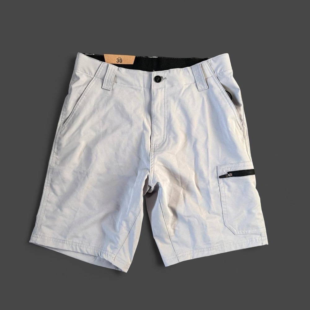 Trunks Light gray cargo shorts size 30 with pockets #cargo #summer